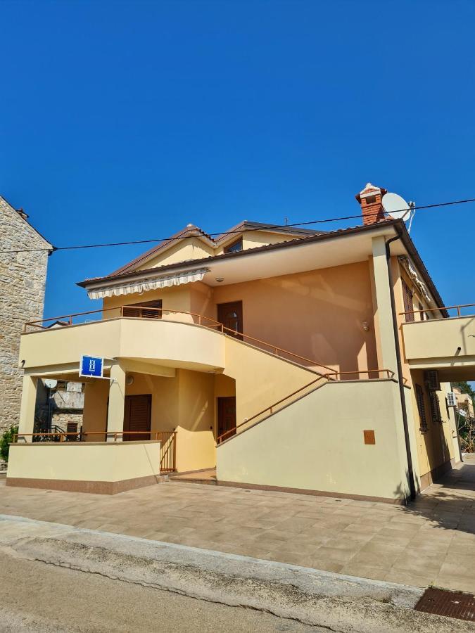 Apartment Manuel Novigrad  Ngoại thất bức ảnh
